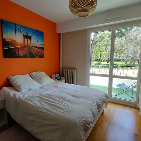 Lumineux 63m Avec Wifi Balcon A Nantes! דירה נאנט